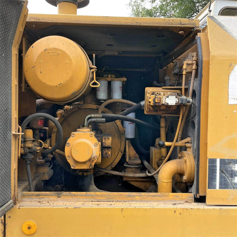 Багер на тркала Liebherr A 902: слика 34