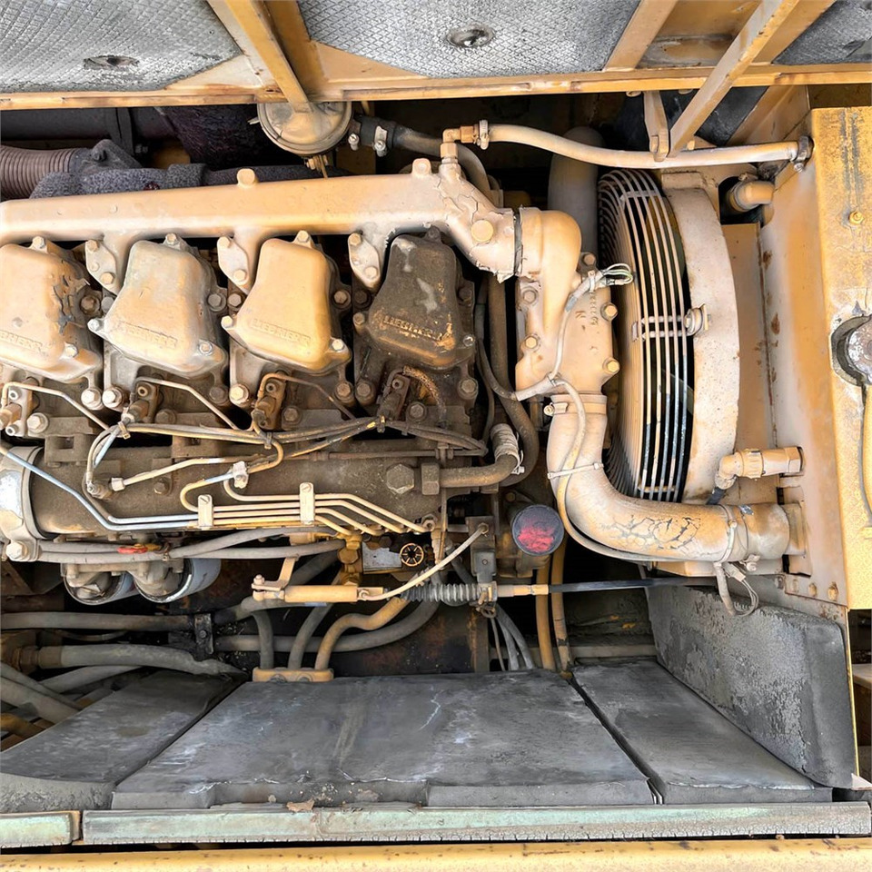 Багер на тркала Liebherr A 902: слика 31