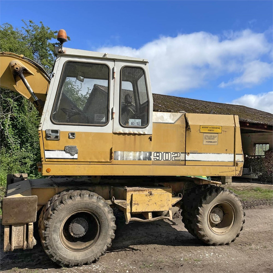 Liebherr A 902 - Багер на тркала: слика 3 Liebherr A 902 - Багер на тркала: слика 3