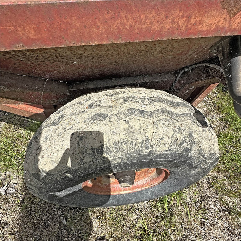 Превртувачка опрема Massey Ferguson MF128: слика 43