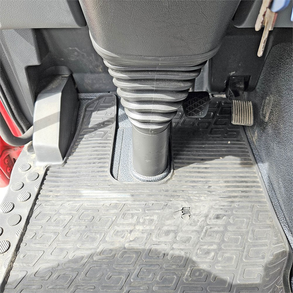 Лизинг на Mercedes Actros 2541 Mercedes Actros 2541: слика 35