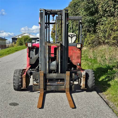 Moffett M5 25 - Мобилен вилушкар: слика 3 Moffett M5 25 - Мобилен вилушкар: слика 3