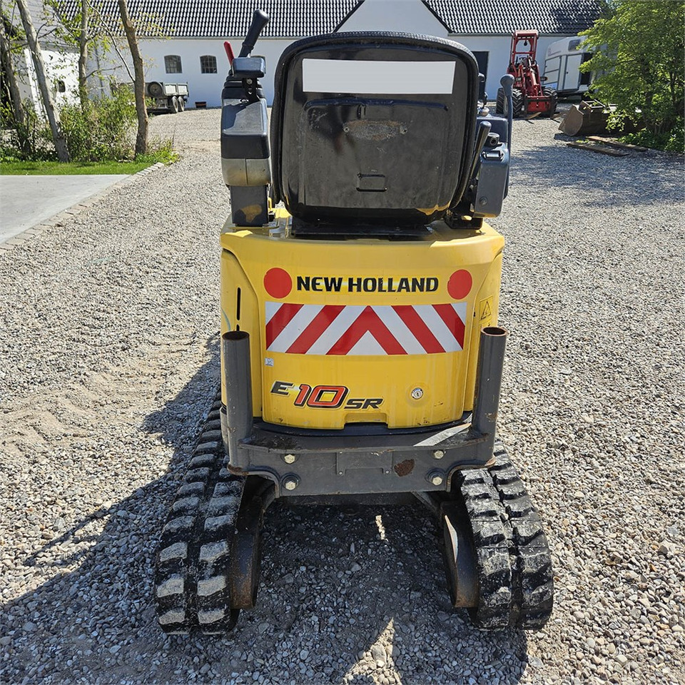 Мини багер New Holland E10 SR: слика 7