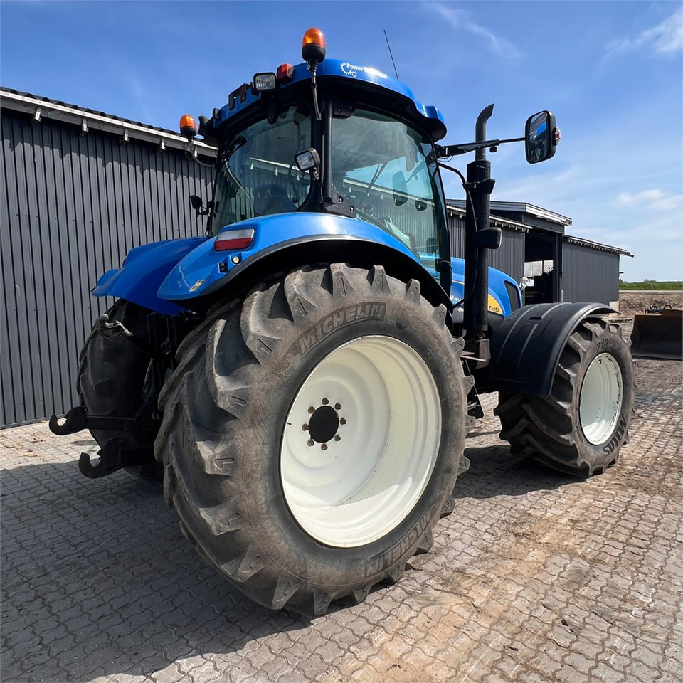 New Holland T6050 - Трактор: слика 4 New Holland T6050 - Трактор: слика 4