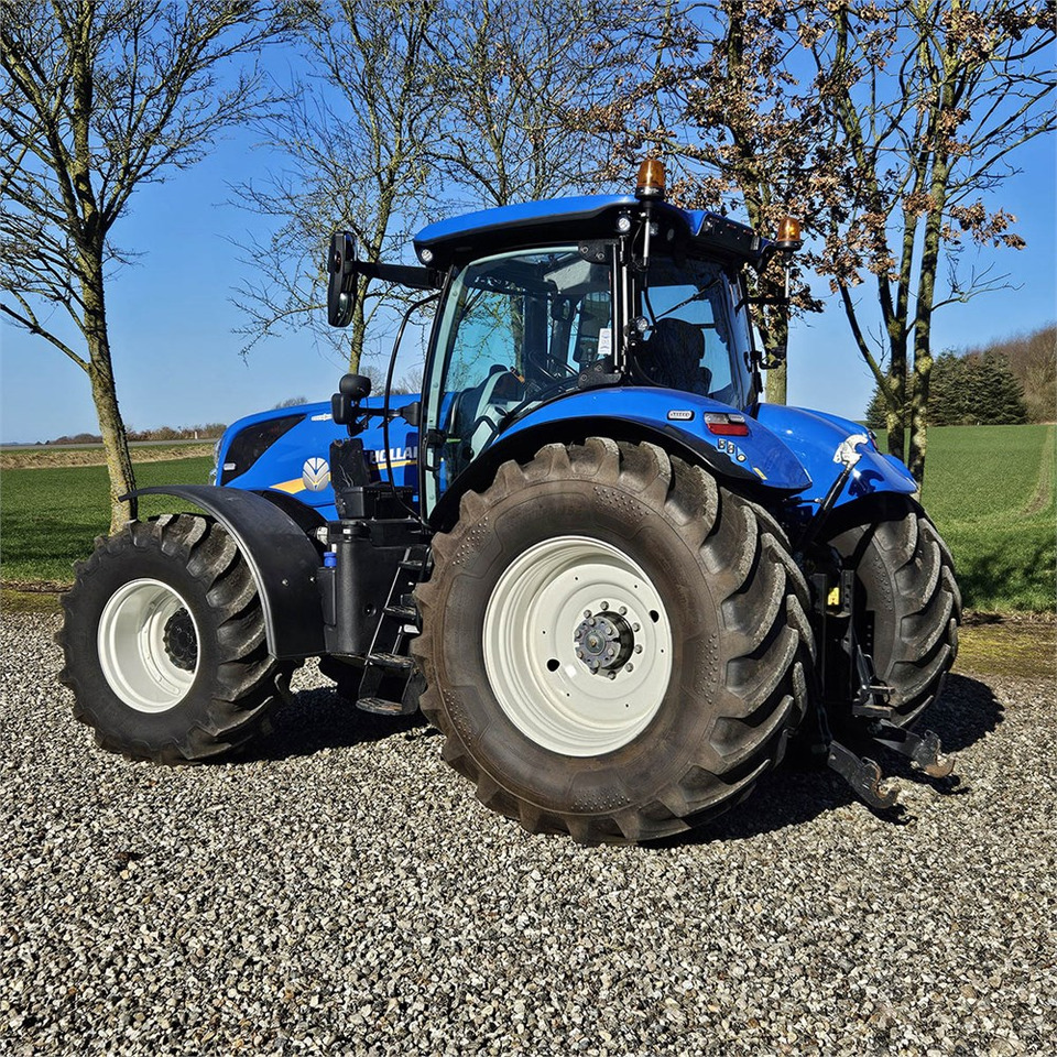 New Holland T7.270 - Трактор: слика 3 New Holland T7.270 - Трактор: слика 3