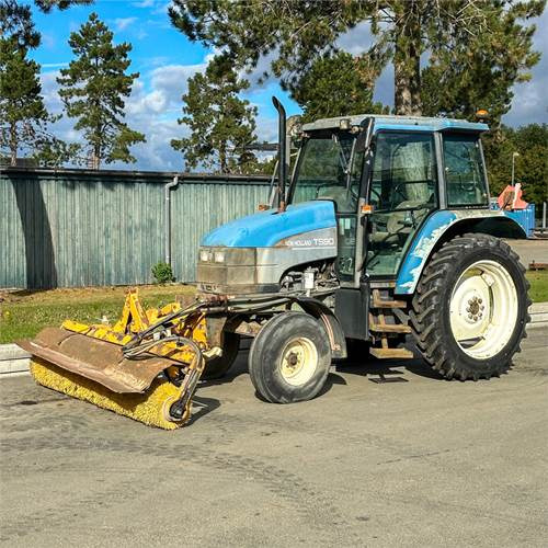 New Holland TS90 - Трактор: слика 4 New Holland TS90 - Трактор: слика 4