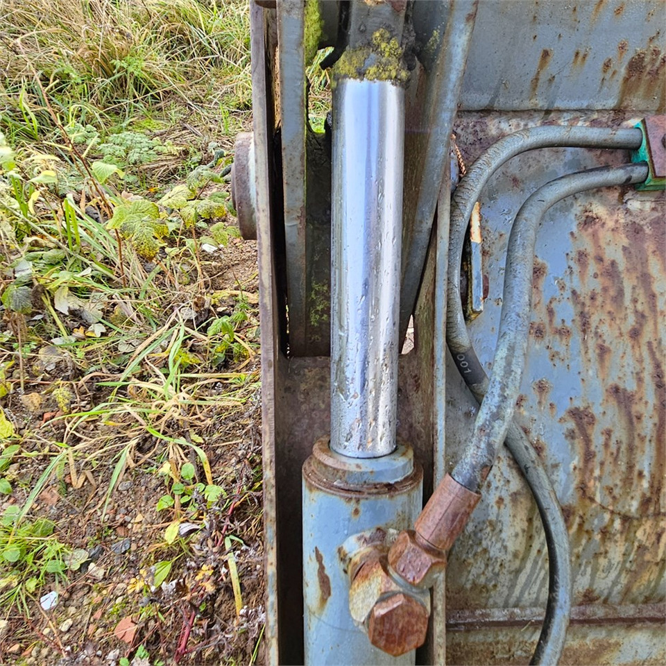 O&K L 9 - Корпа за натоварувач: слика 4 O&K L 9 - Корпа за натоварувач: слика 4