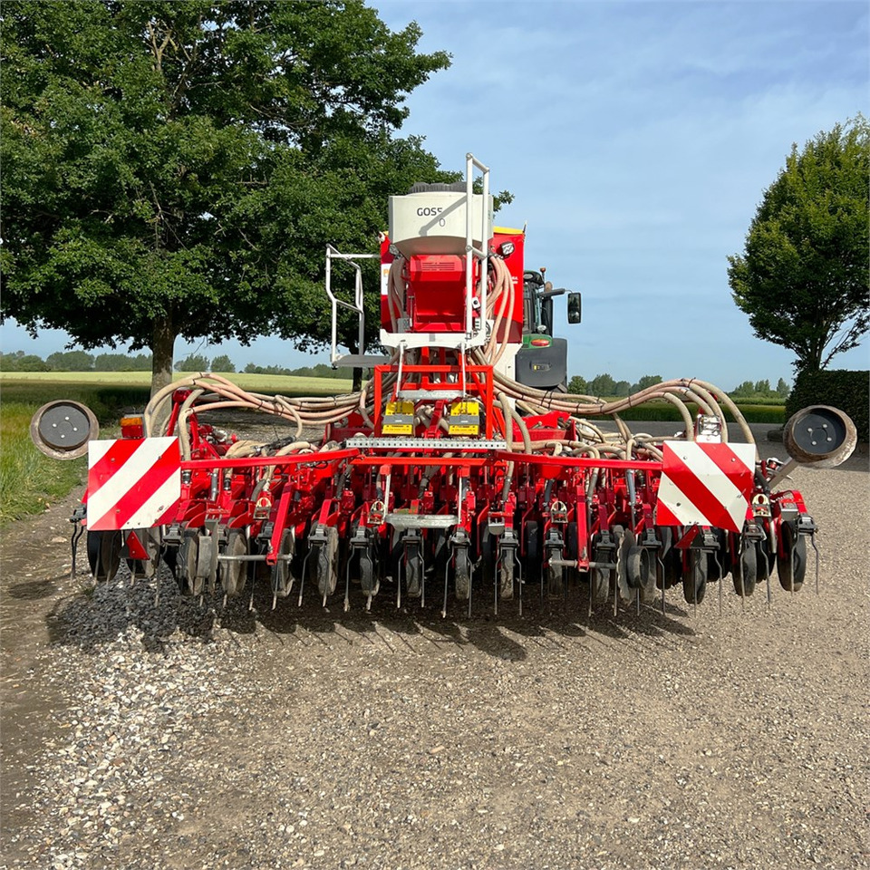 Pöttinger Terrasem C4 Fertilizer - Опрема за сеење: слика 3 Pöttinger Terrasem C4 Fertilizer - Опрема за сеење: слика 3
