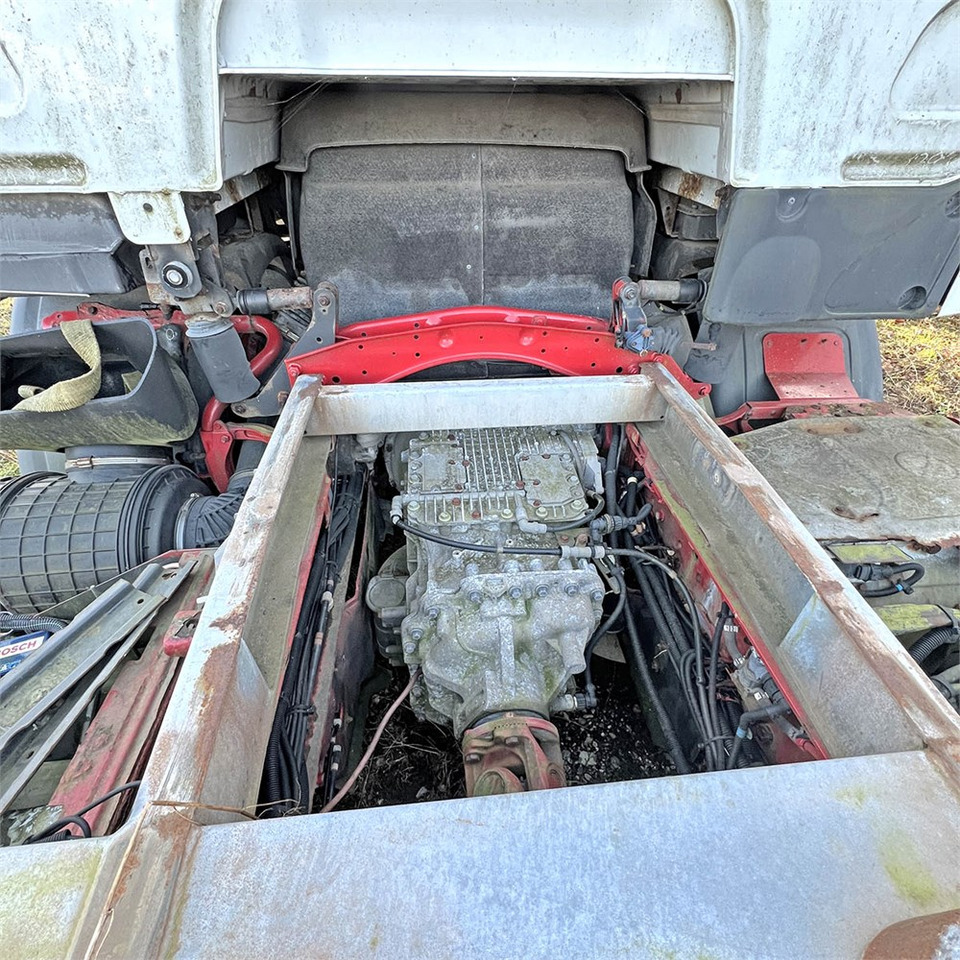 Камион со кабинска шасија Renault 410 DXI Premimium: слика 28