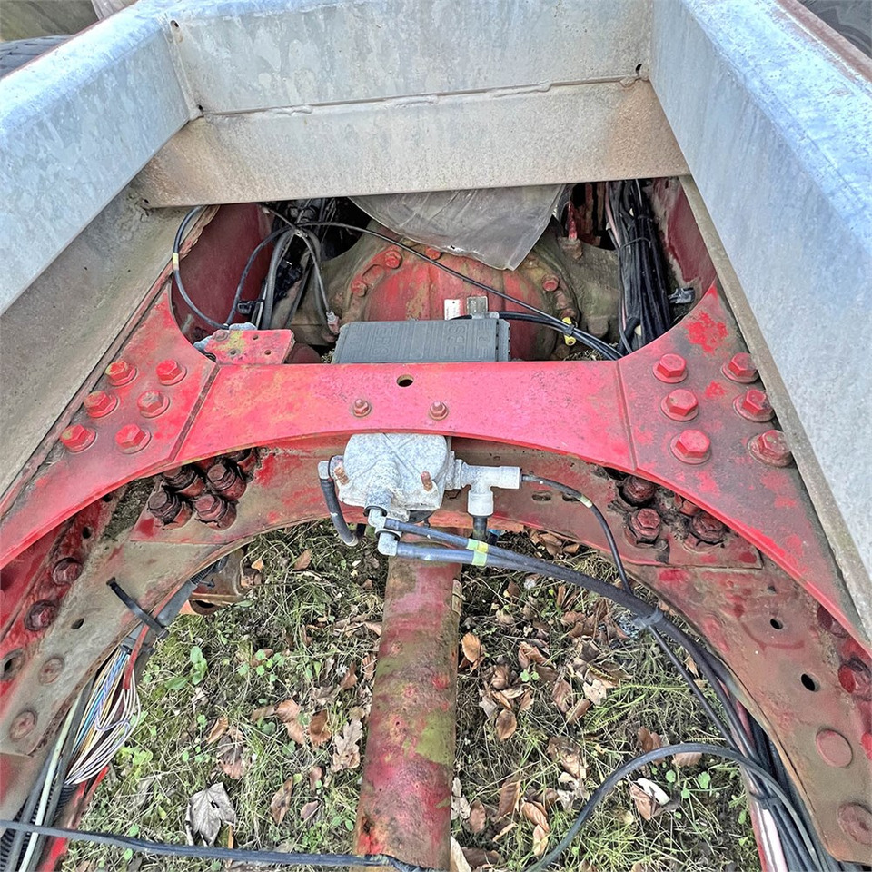 Камион со кабинска шасија Renault 410 DXI Premimium: слика 30