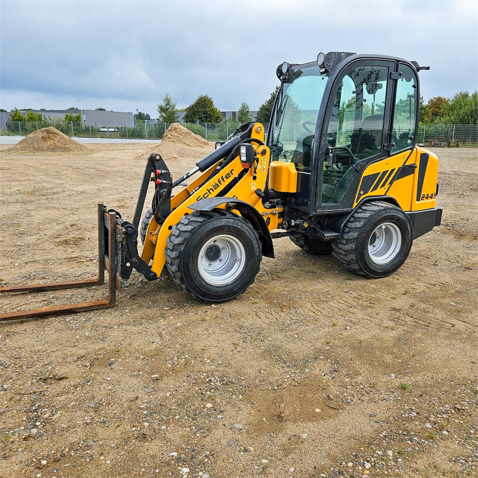 Schaeff 2445 - Натоварувач на тркала: слика 1 Schaeff 2445 - Натоварувач на тркала: слика 1