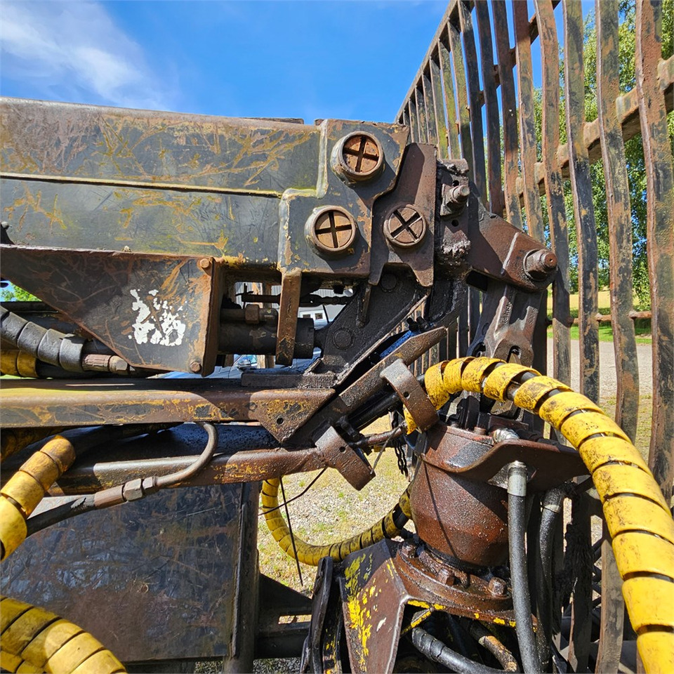 Шумска приколка Silvatec Udkørselsvogn med kran: слика 19