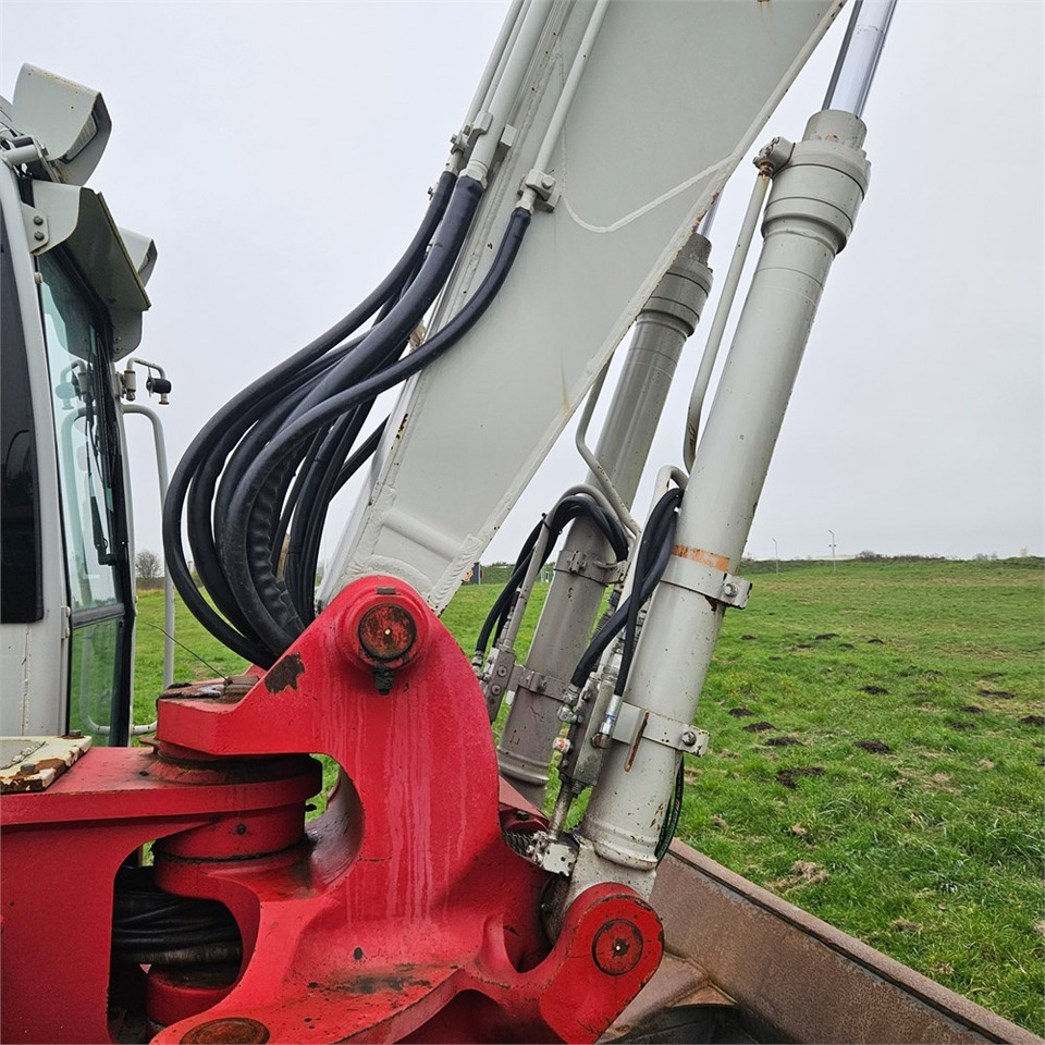 Багер гасеничар Takeuchi TB1140: слика 24