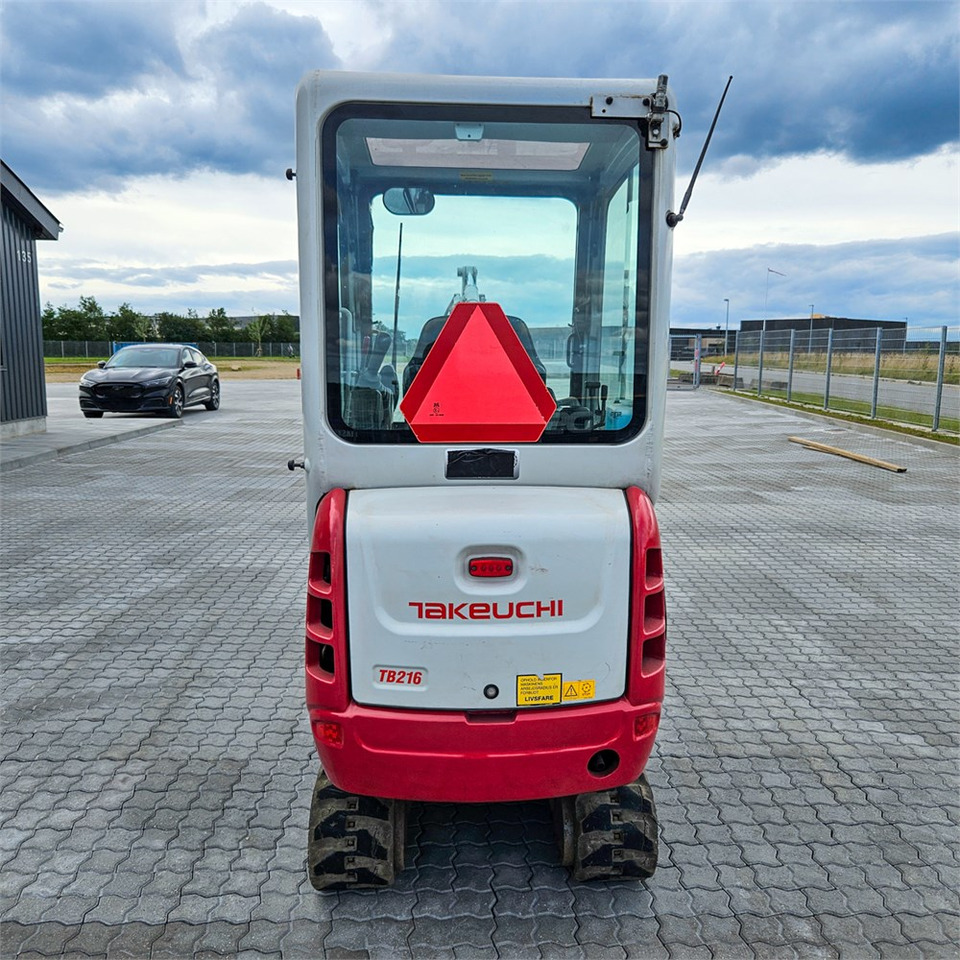 Takeuchi TB216 - Мини багер: слика 3 Takeuchi TB216 - Мини багер: слика 3