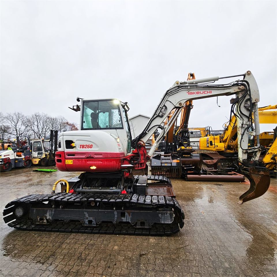 Takeuchi TB260 - Багер гасеничар: слика 3 Takeuchi TB260 - Багер гасеничар: слика 3