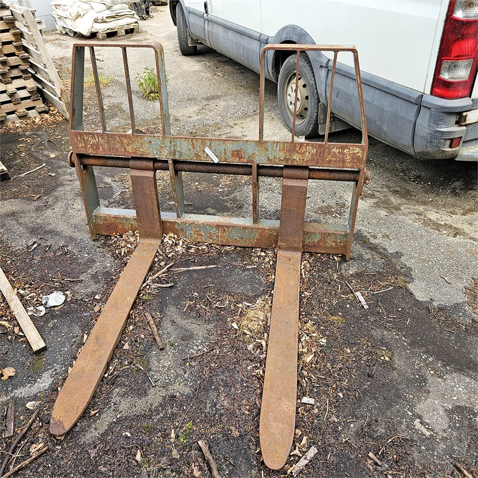 Телескопски ракувач Terex Atlas 3517: слика 21