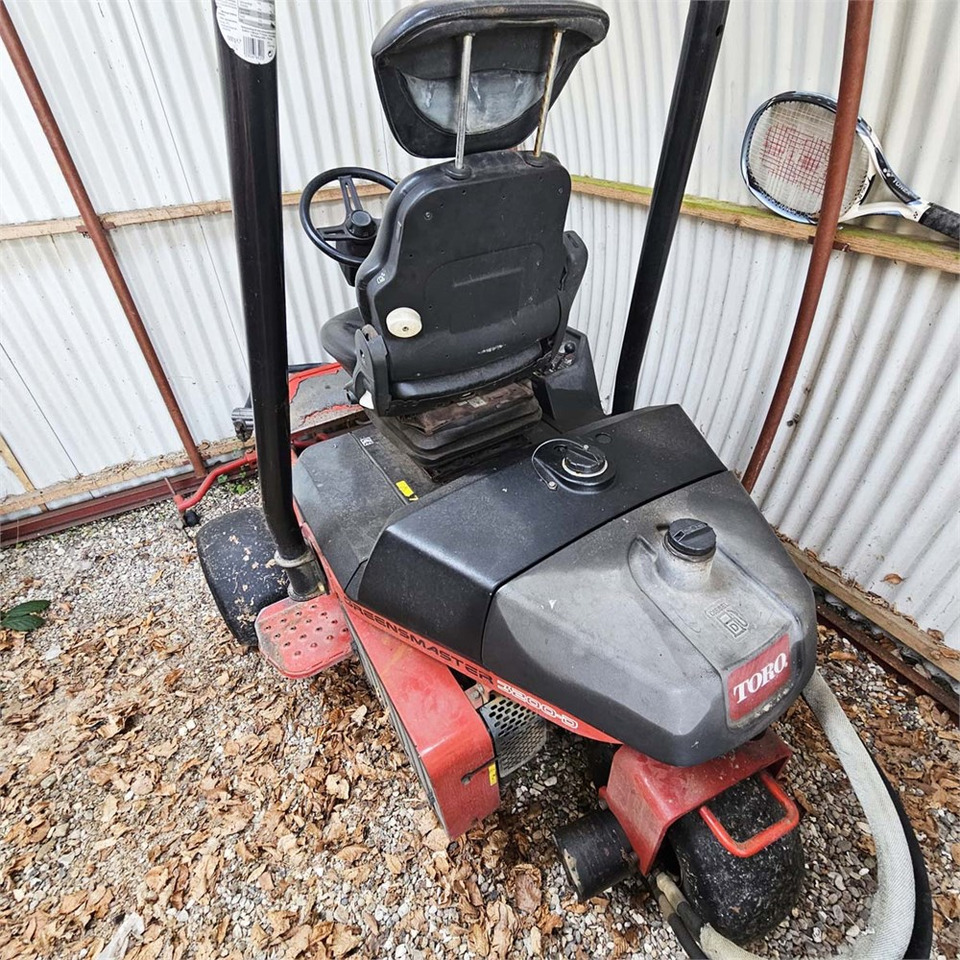 Toro Greensmaster 3200-D - Градинарска косилка: слика 3 Toro Greensmaster 3200-D - Градинарска косилка: слика 3
