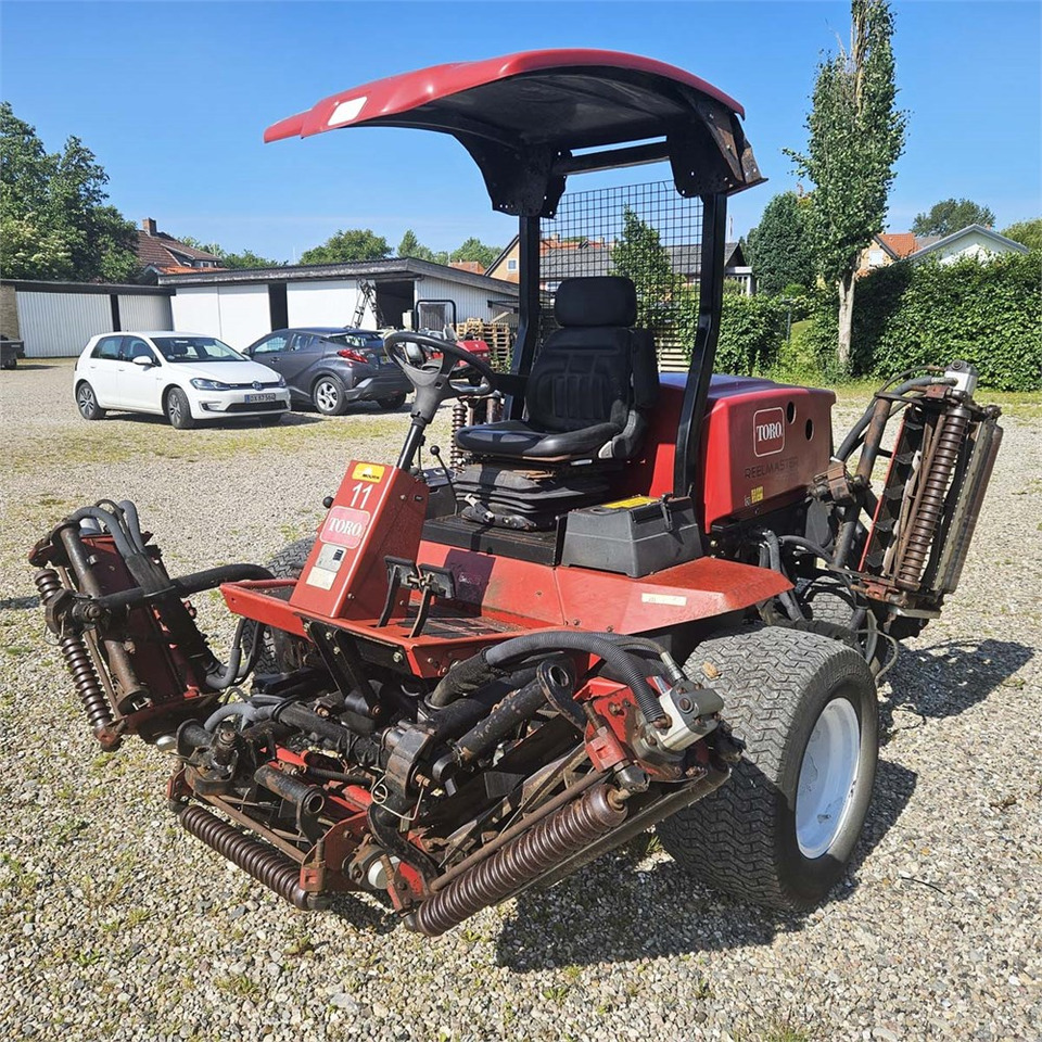 Toro Reelmaster 6700-D - Градинарска косилка: слика 4 Toro Reelmaster 6700-D - Градинарска косилка: слика 4