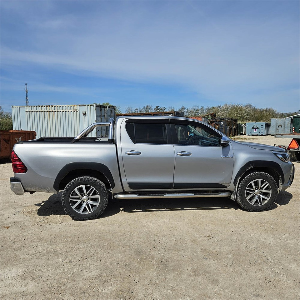 Toyota Hillux - Пикап: слика 2 Toyota Hillux - Пикап: слика 2
