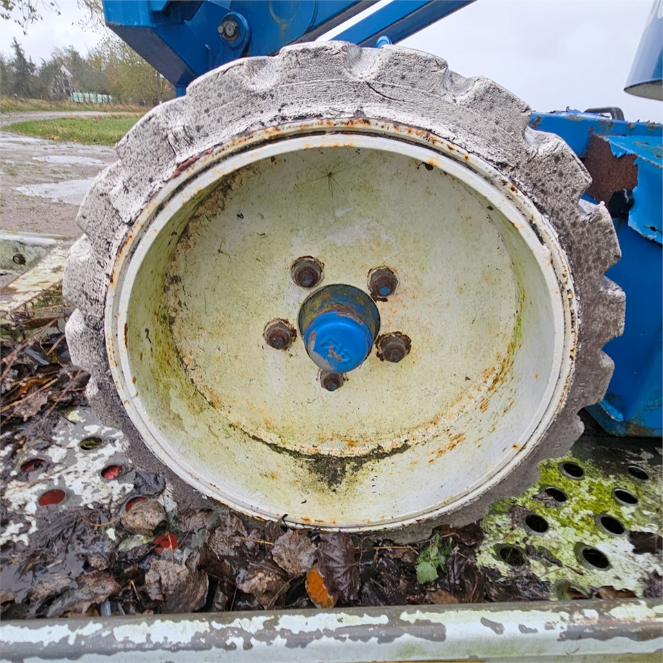 Дигачка зглобна платформа UpRight AB38: слика 20