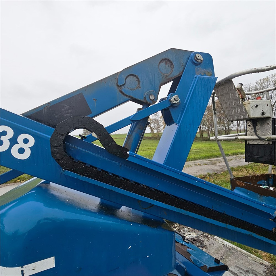 Дигачка зглобна платформа UpRight AB38: слика 9