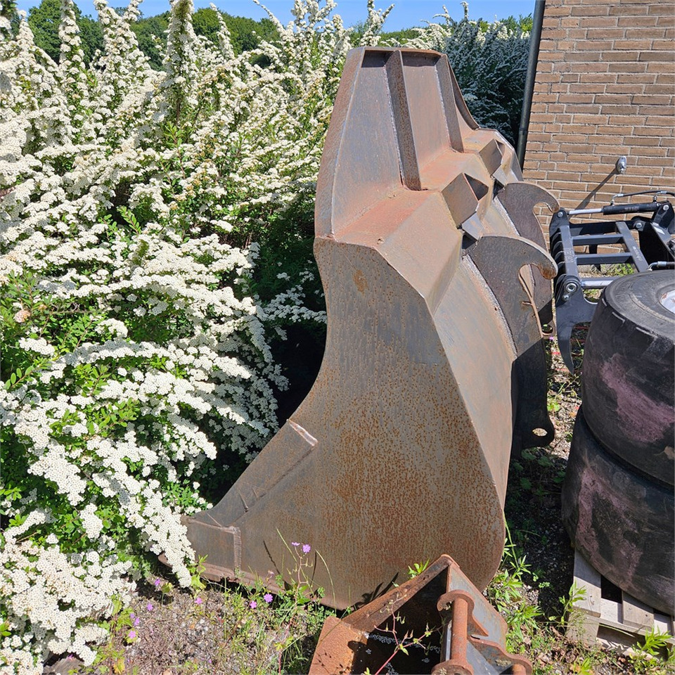 Volvo 44001 - Корпа за натоварувач за Градежна машина: слика 2 Volvo 44001 - Корпа за натоварувач за Градежна машина: слика 2