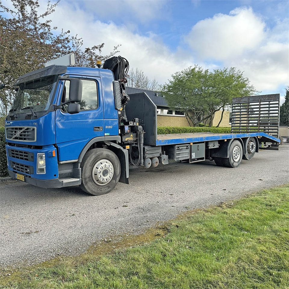 Volvo FM 330 6x2 - Камион за влечење: слика 1 Volvo FM 330 6x2 - Камион за влечење: слика 1