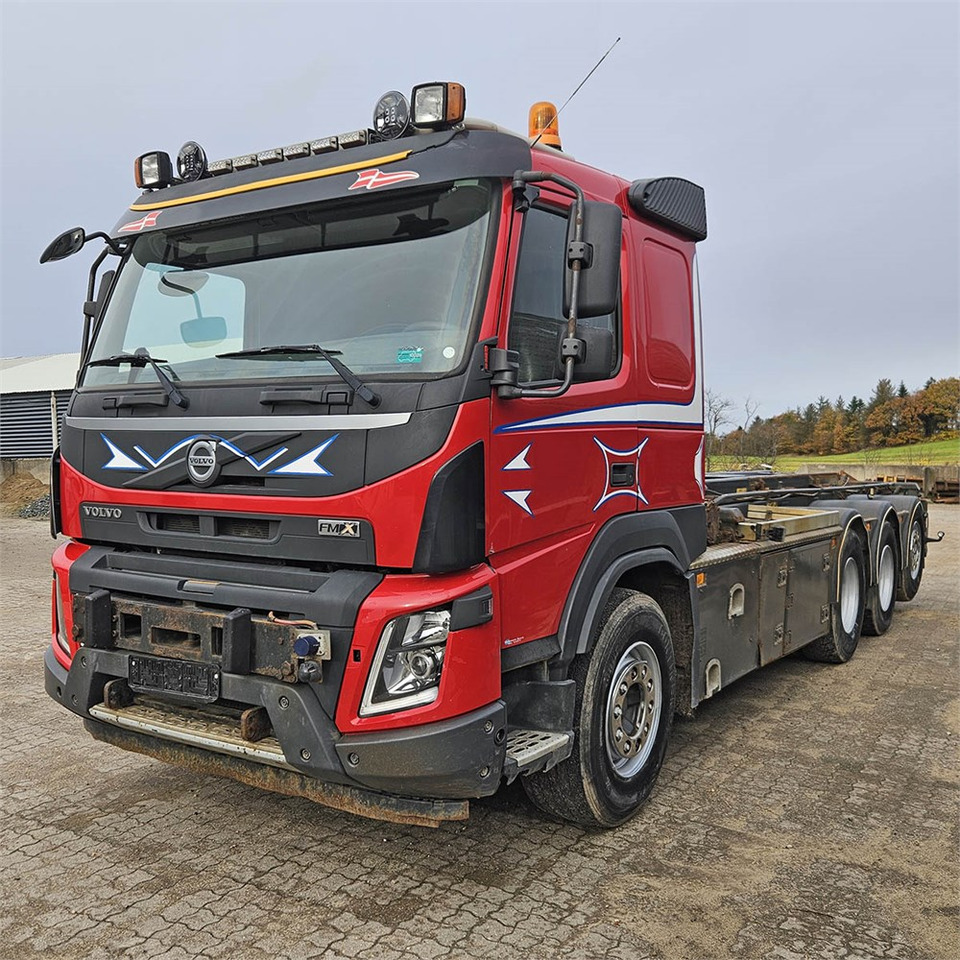 Volvo FMX 500 - Камион со кабелски систем: слика 1 Volvo FMX 500 - Камион со кабелски систем: слика 1