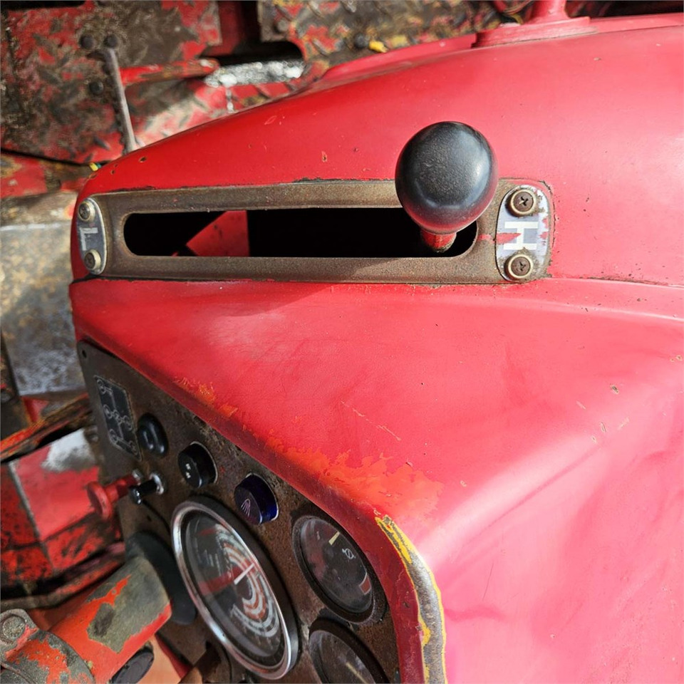 Лизинг на Volvo T800 B Volvo T800 B: слика 19 Лизинг на Volvo T800 B Volvo T800 B: слика 19