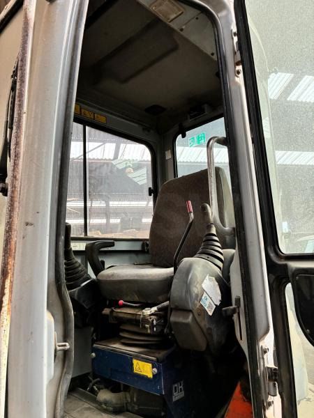 Hitachi EX 50-U - Мини багер: слика 2 Hitachi EX 50-U - Мини багер: слика 2