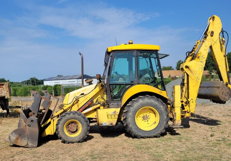 New Holland B 110 - Ровокопач: слика 1 New Holland B 110 - Ровокопач: слика 1