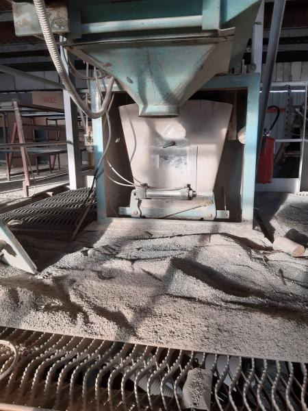 TECHNIPES ENSACHEUSE WEIGHER 400 - Градежна опрема: слика 2 TECHNIPES ENSACHEUSE WEIGHER 400 - Градежна опрема: слика 2