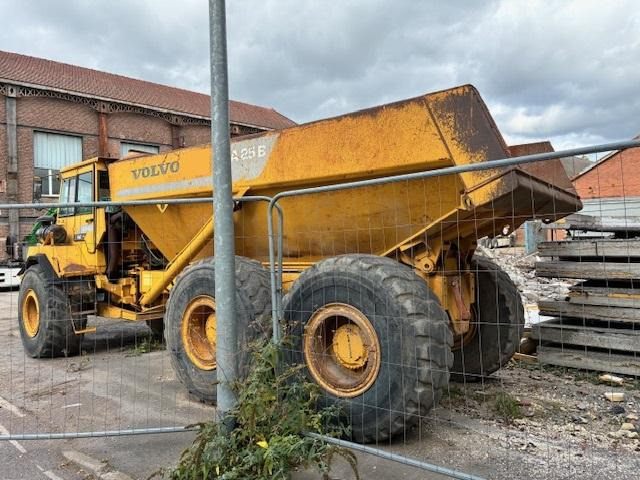 Volvo A 25B - Зглобен истоварувач: слика 3 Volvo A 25B - Зглобен истоварувач: слика 3