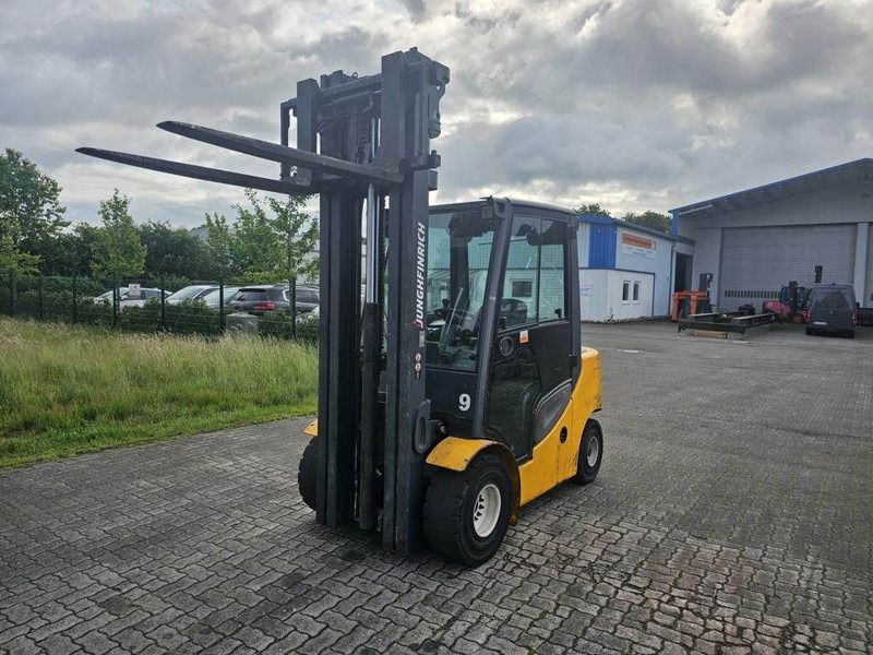 Jungheinrich DFG430S 650DZ - Дизел вилушкар: слика 2 Jungheinrich DFG430S 650DZ - Дизел вилушкар: слика 2