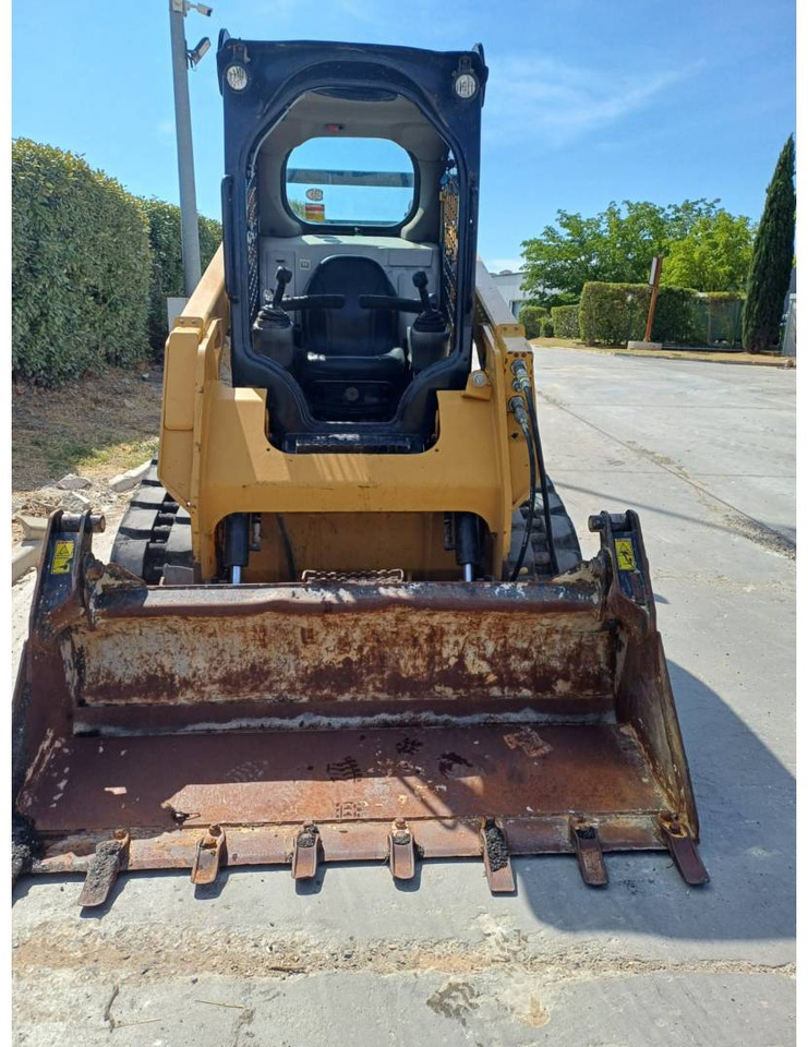 CAT 259D - Натоварувач гасеничар: слика 4 CAT 259D - Натоварувач гасеничар: слика 4