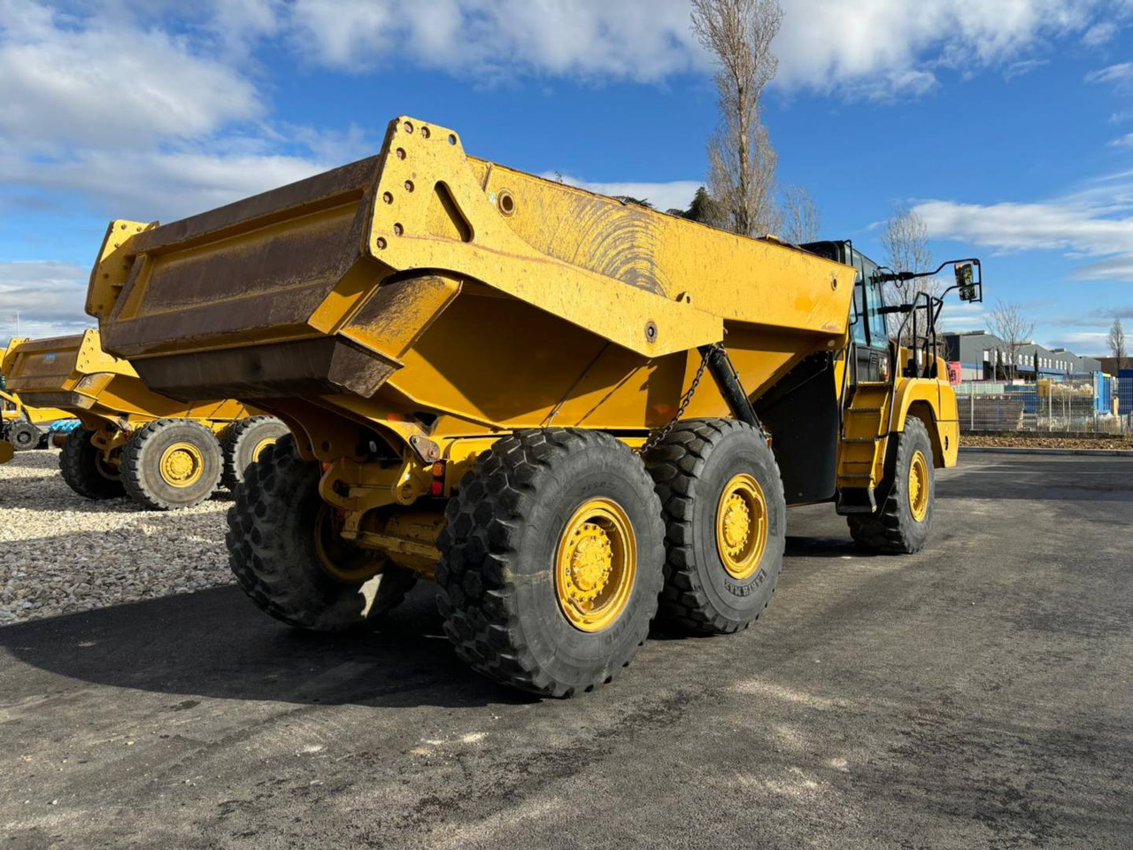 CAT 730 - Зглобен истоварувач: слика 3 CAT 730 - Зглобен истоварувач: слика 3