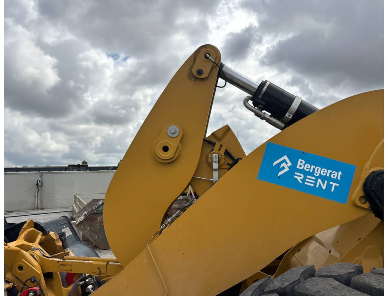 Натоварувач на тркала CAT 930M: слика 12 Натоварувач на тркала CAT 930M: слика 12