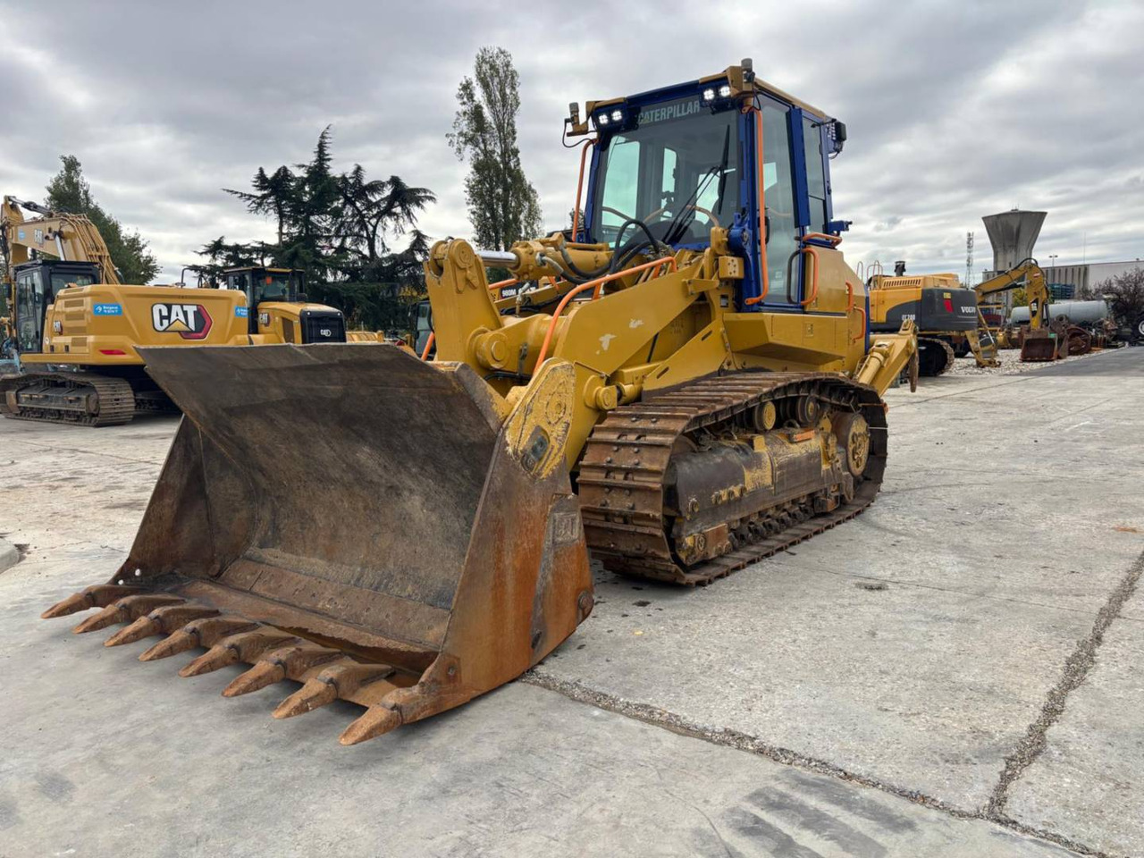 CAT 963K - Натоварувач гасеничар: слика 2 CAT 963K - Натоварувач гасеничар: слика 2