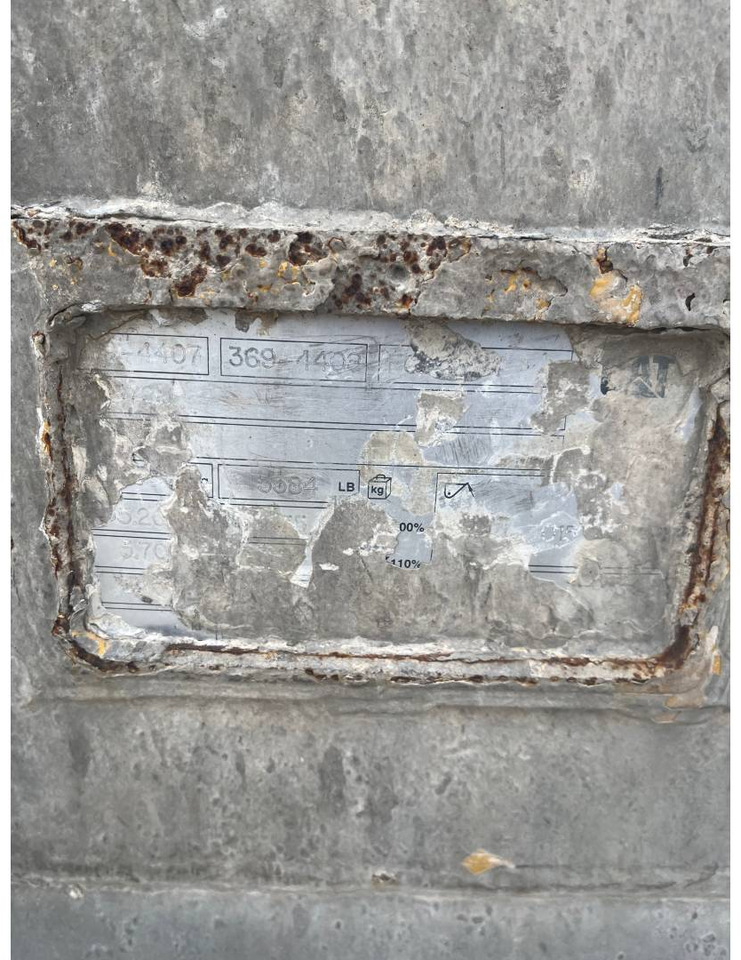 CAT 966/972/5200L/GODET/LAME - Корпа за натоварувач: слика 3 CAT 966/972/5200L/GODET/LAME - Корпа за натоварувач: слика 3