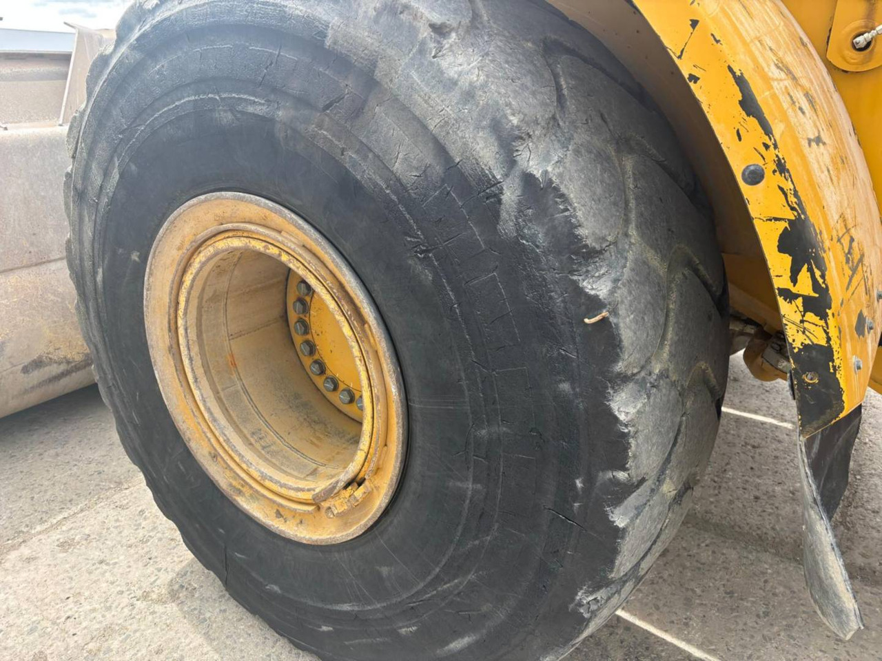 Лизинг на CAT 966M XE CAT 966M XE: слика 15