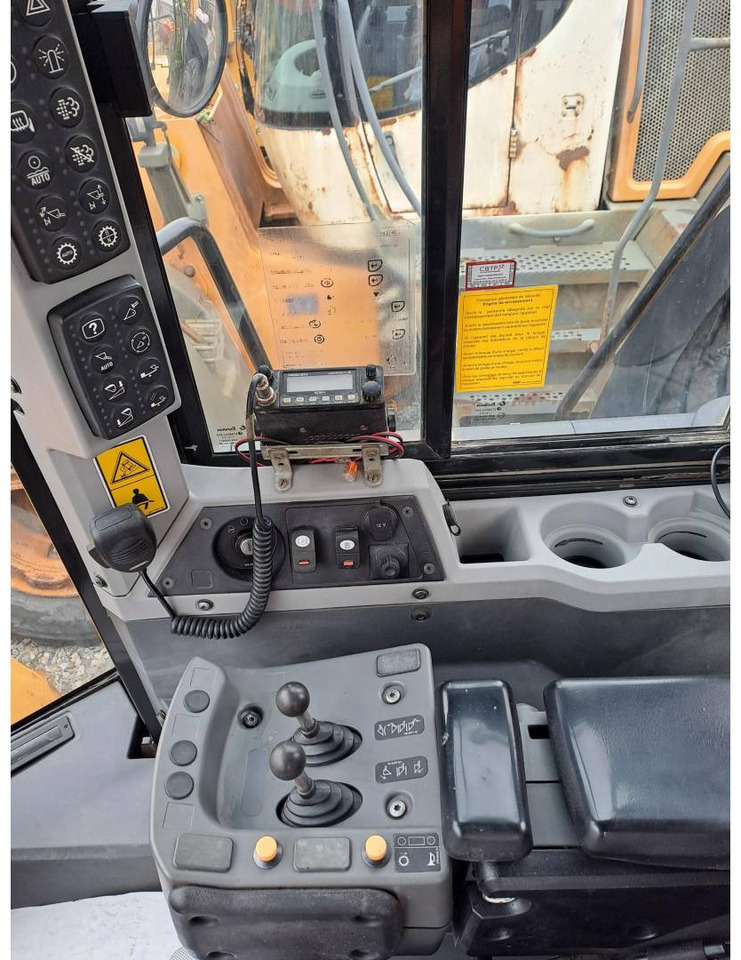 Натоварувач на тркала CAT 972K: слика 7 Натоварувач на тркала CAT 972K: слика 7