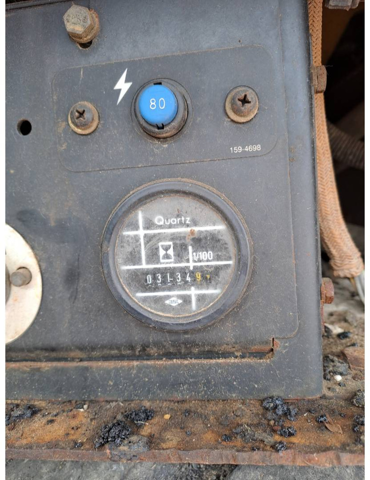 CAT AP300 - Асфалтен поплочувач: слика 5 CAT AP300 - Асфалтен поплочувач: слика 5