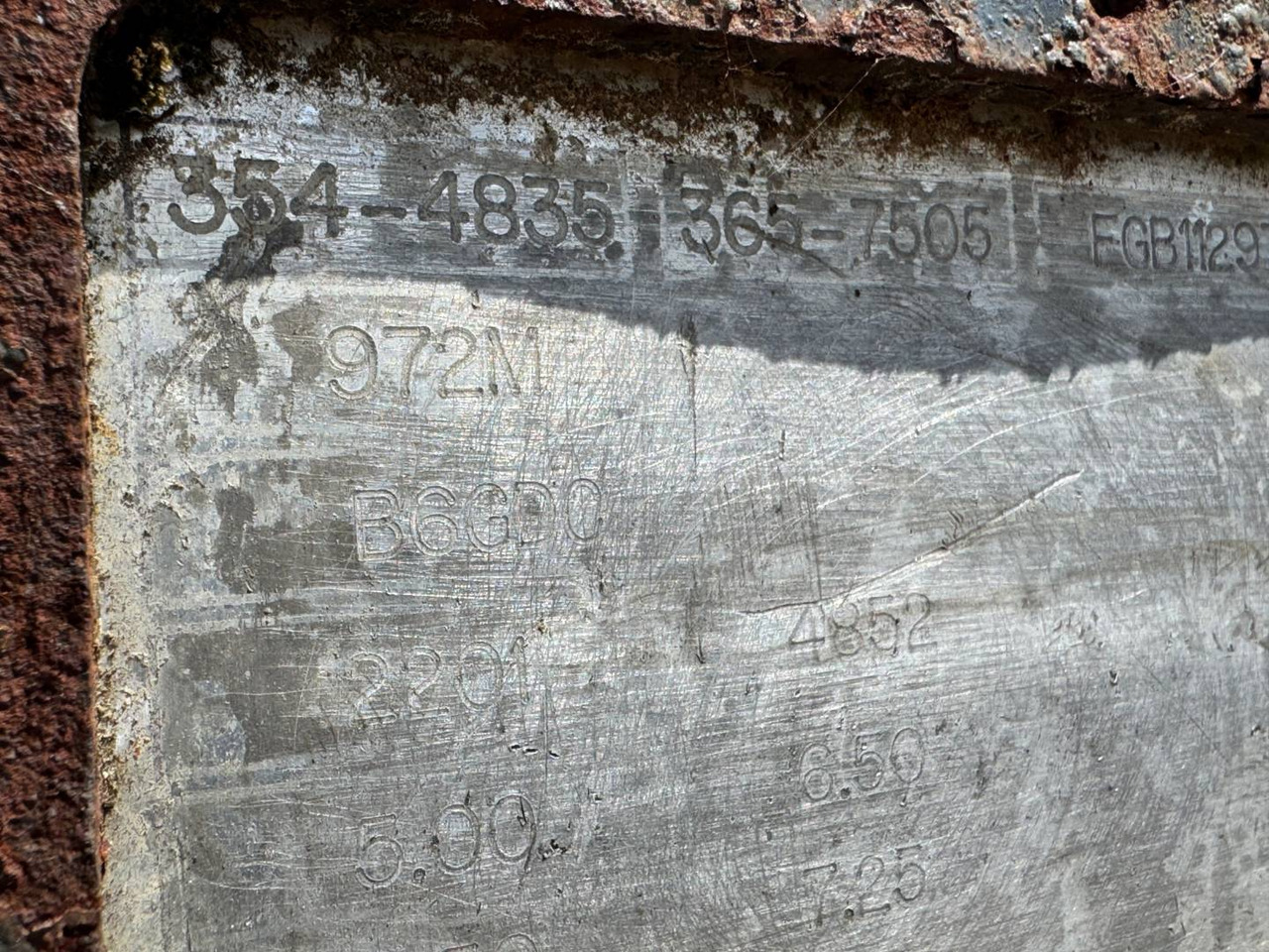 CAT BUCKET GP / 5 CU M / FOR FUSION COUPLER - Корпа: слика 5 CAT BUCKET GP / 5 CU M / FOR FUSION COUPLER - Корпа: слика 5