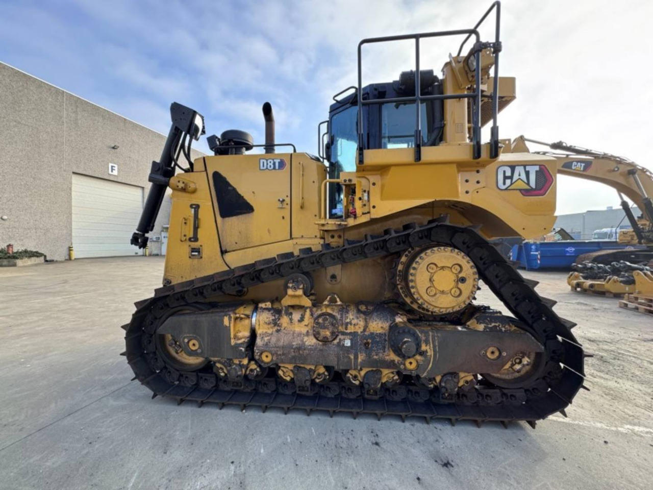 Лизинг на CAT D8T CAT D8T: слика 11