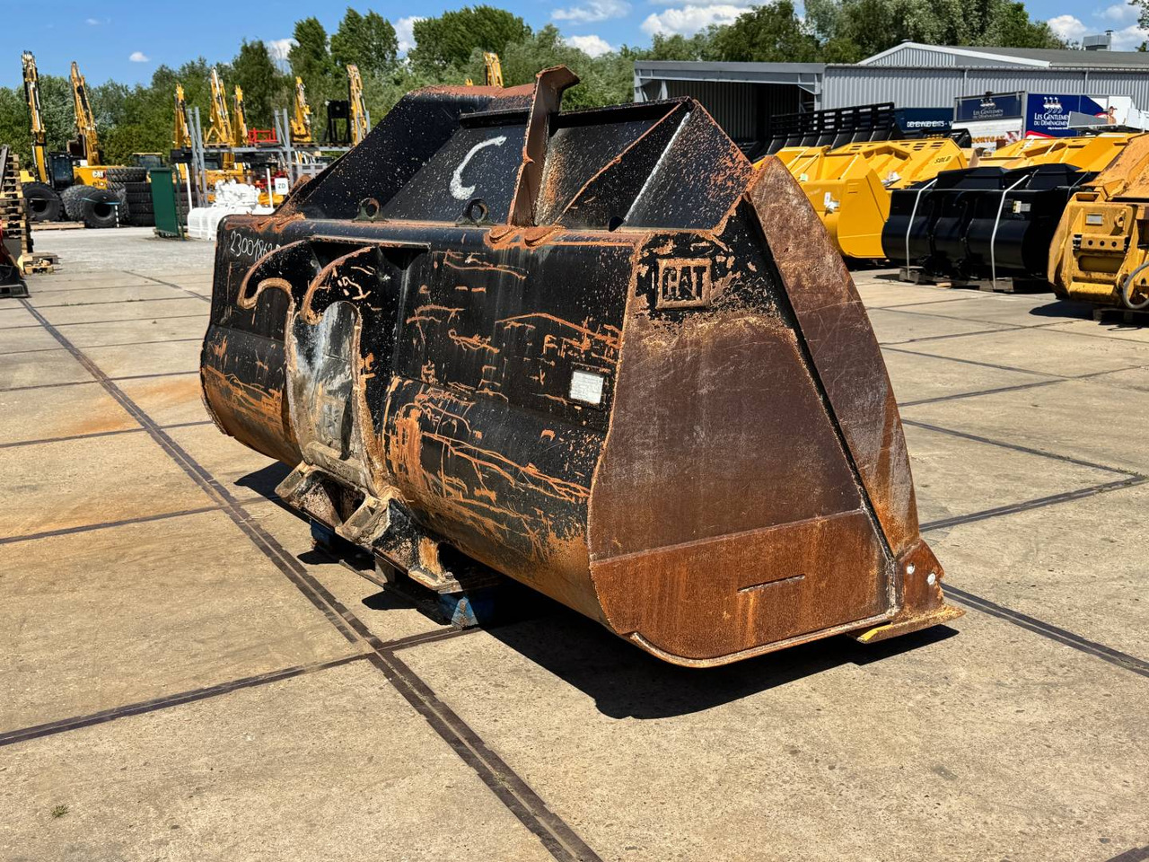 CAT GP BUCKET/ 4.6M3 / WITH FUSION QUICK COUPLER - Корпа: слика 3 CAT GP BUCKET/ 4.6M3 / WITH FUSION QUICK COUPLER - Корпа: слика 3