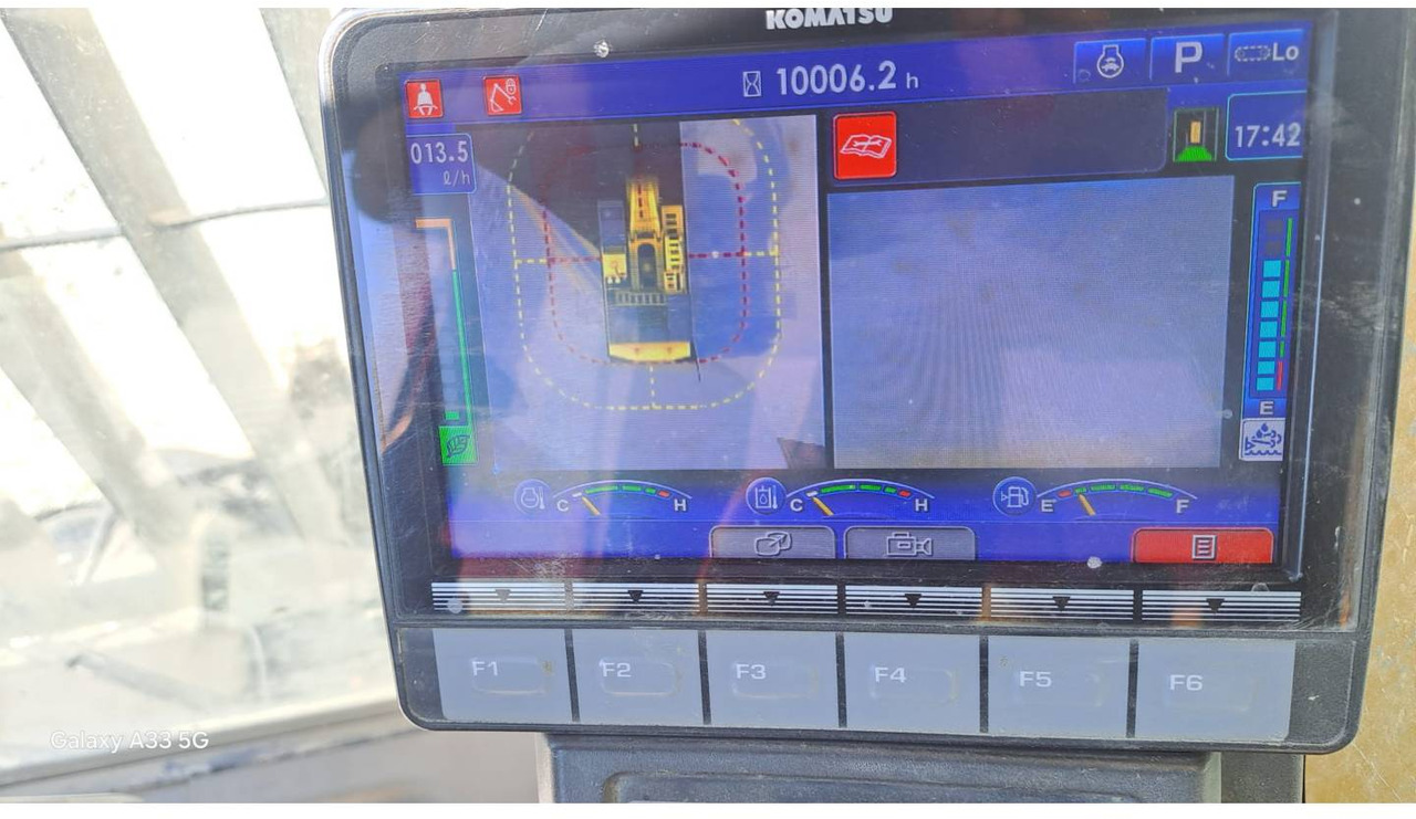 KOMATSU PC700LC - 11 - Багер гасеничар: слика 5 KOMATSU PC700LC - 11 - Багер гасеничар: слика 5