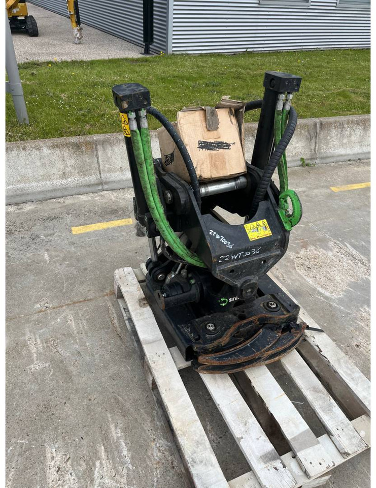 STILL STEELWRIST/X12/S45/S45/TILT/ROTATOR - Тилтротатор: слика 1 STILL STEELWRIST/X12/S45/S45/TILT/ROTATOR - Тилтротатор: слика 1