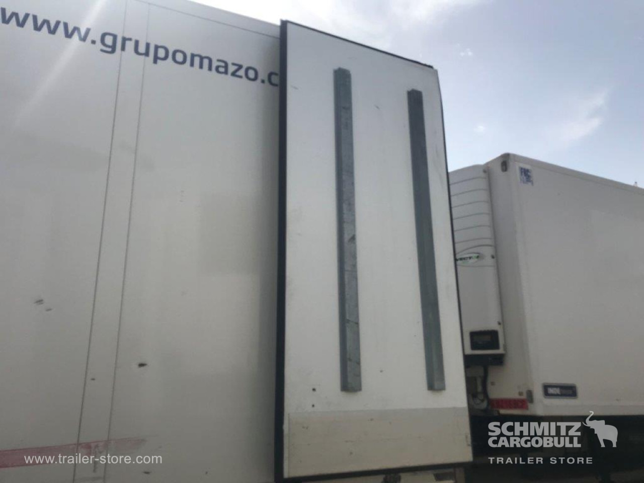SCHMITZ Semiremolque Frigo Standard - Изотермална полуприколка: слика 4 SCHMITZ Semiremolque Frigo Standard - Изотермална полуприколка: слика 4