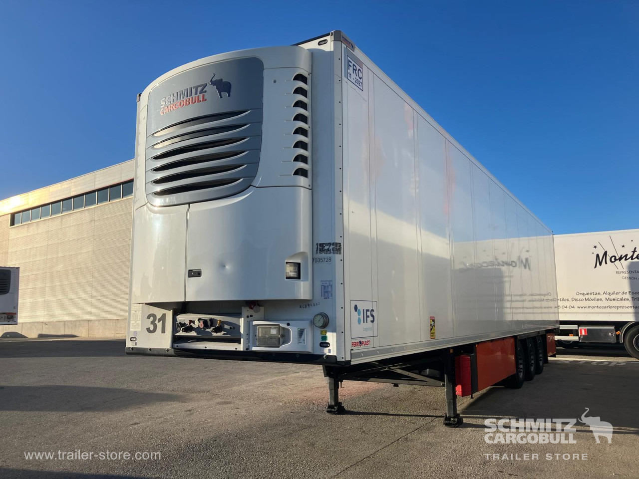 SCHMITZ Semiremolque Frigo Standard - Изотермална полуприколка: слика 1 SCHMITZ Semiremolque Frigo Standard - Изотермална полуприколка: слика 1