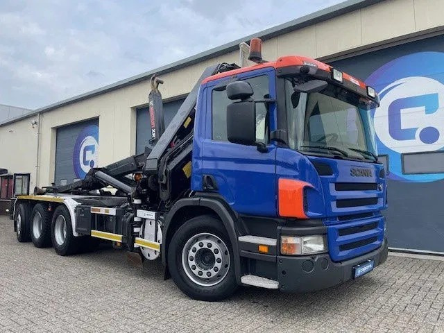 Scania P380 LB 8x4*4 HNA Euro 5 - HIAB 211 E-3 Hipro Crane with remote control + Multilift XR26S61 Hooklift - Year 2009 - Km 336.501 !! - Good condition - Камион со кука за подигање, Камион со кран: слика 1 Scania P380 LB 8x4*4 HNA Euro 5 - HIAB 211 E-3 Hipro Crane with remote control + Multilift XR26S61 Hooklift - Year 2009 - Km 336.501 !! - Good condition - Камион со кука за подигање, Камион со кран: слика 1